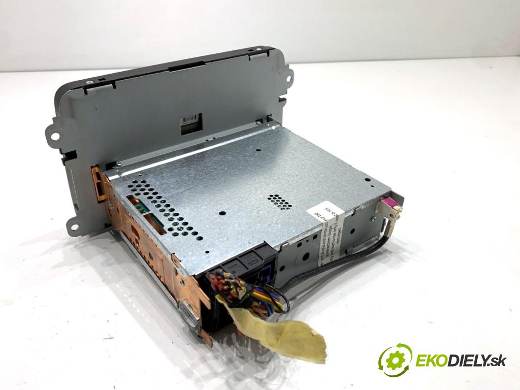 SKODA FABIA II liftback 2008 77 kW 1.9 TDI 1896 RADIO 5J0035161A (Audio zariadenie)