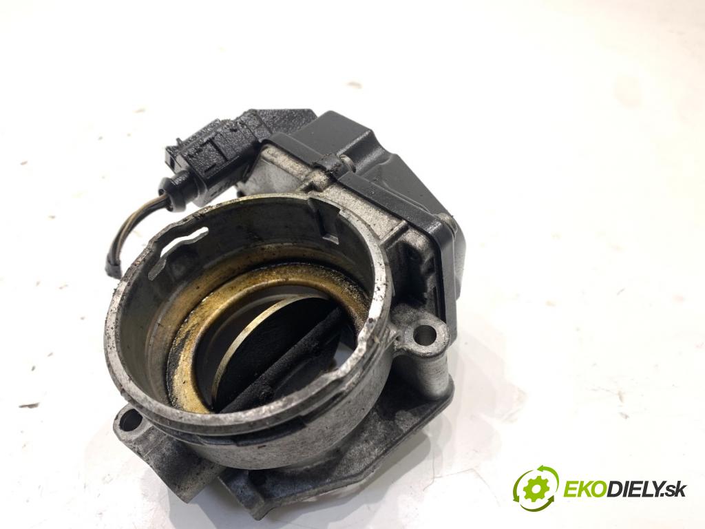 SKODA FABIA II liftback 2008 77 kW 1.9 TDI 1896 škrtíci klapka 03G128063G (Škrticí klapka)