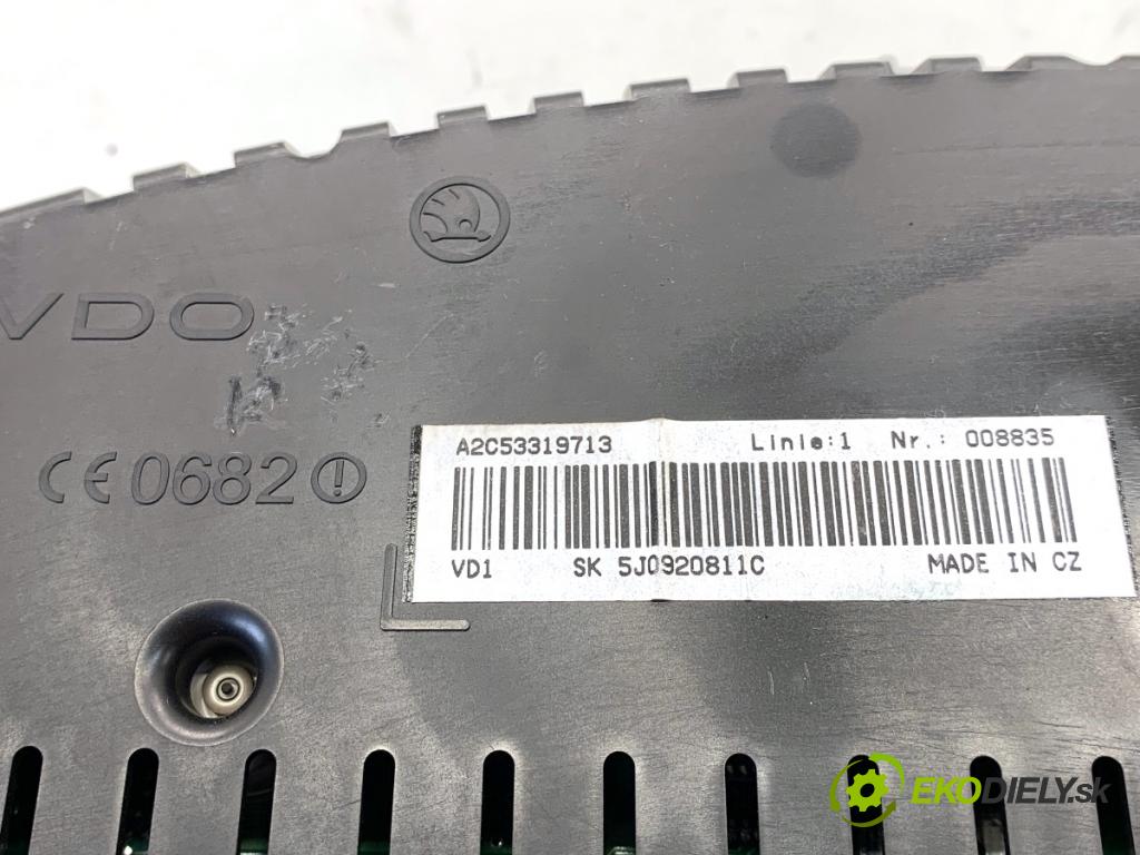SKODA FABIA II liftback 2008 77 kW 1.9 TDI 1896 Prístrojovka 5J0920811C (Prístrojová doska)