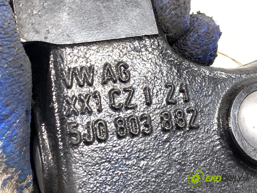 SKODA FABIA II liftback 2008 77 kW 1.9 TDI 1896 Hák ťažné zariadenie LOPTA: 5J0803882