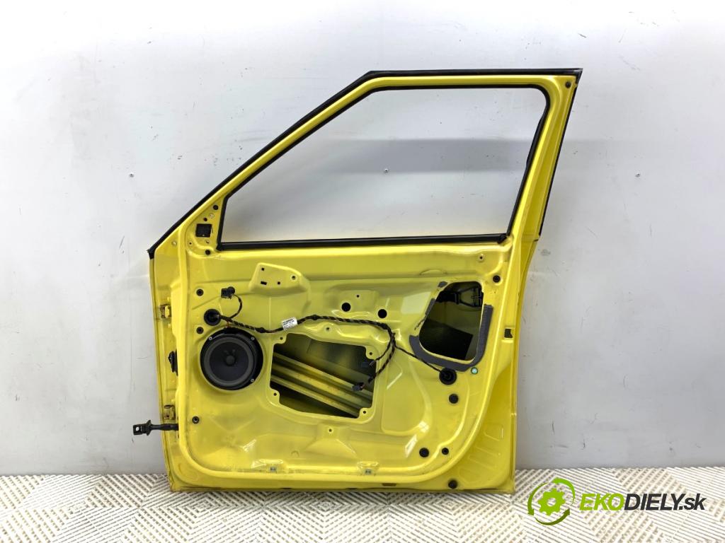 SKODA FABIA II liftback 2008 77 kW 1.9 TDI 1896 Dvere pravy predný 6226