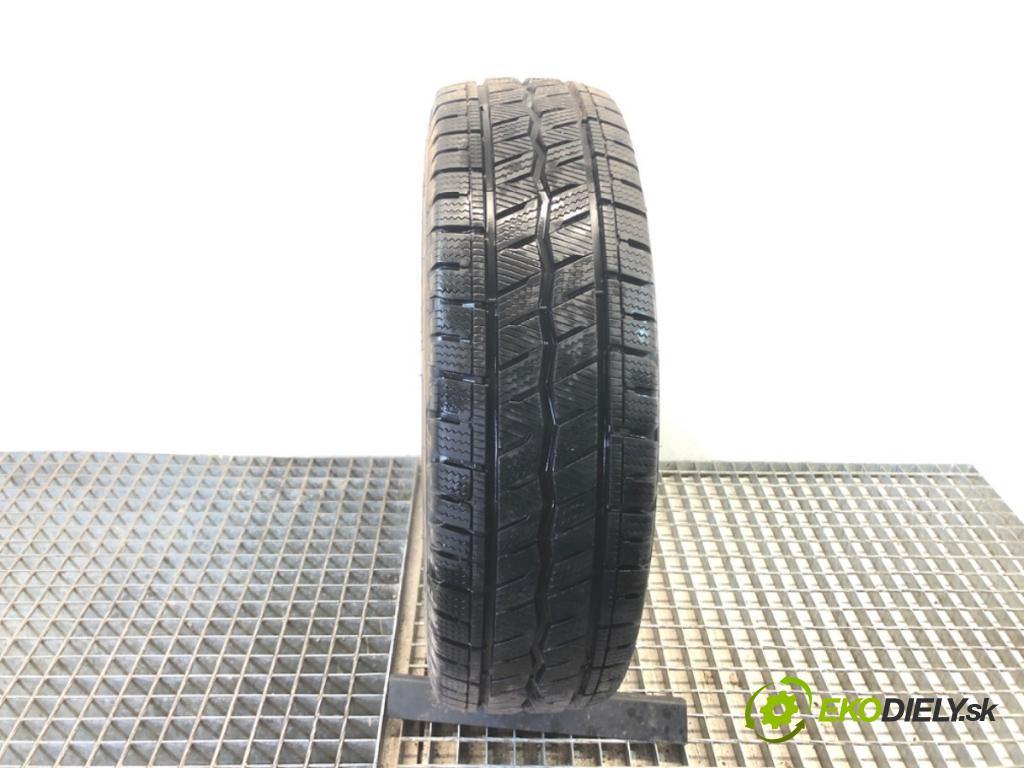 --- ---      PNEUMATIKY: zima 1X 225/75 16