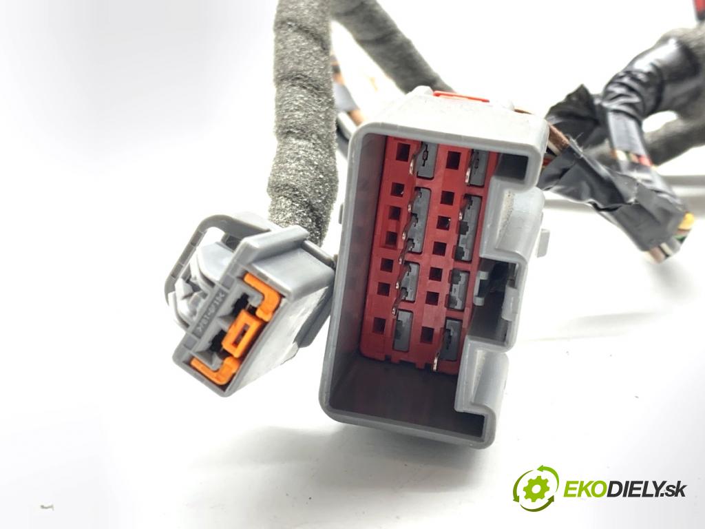 FORD C-MAX II nadwozie wielkoprzestrzenne (MPV) 2011 103 kW 2.0 TDCi 1997 HNÍZDO: USB AV6T-15K857-BAG