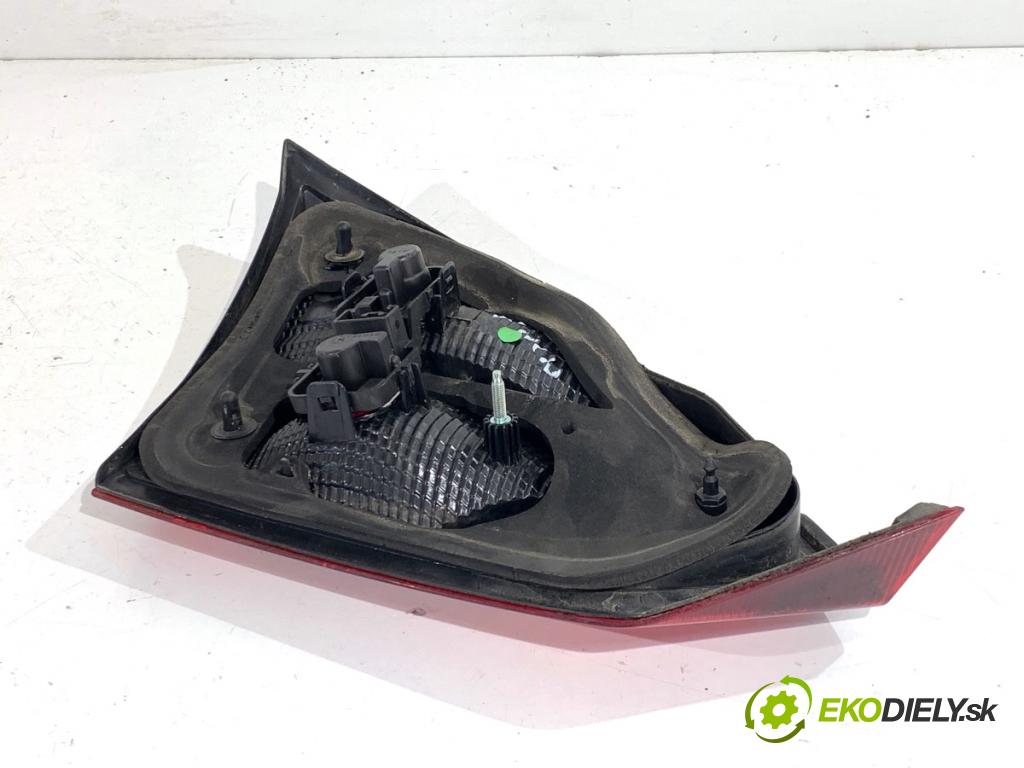 FORD C-MAX II nadwozie wielkoprzestrzenne (MPV) 2011 103 kW 2.0 TDCi 1997 světlo zadní část pravá vnitřní  (Klika dveří ostatní)