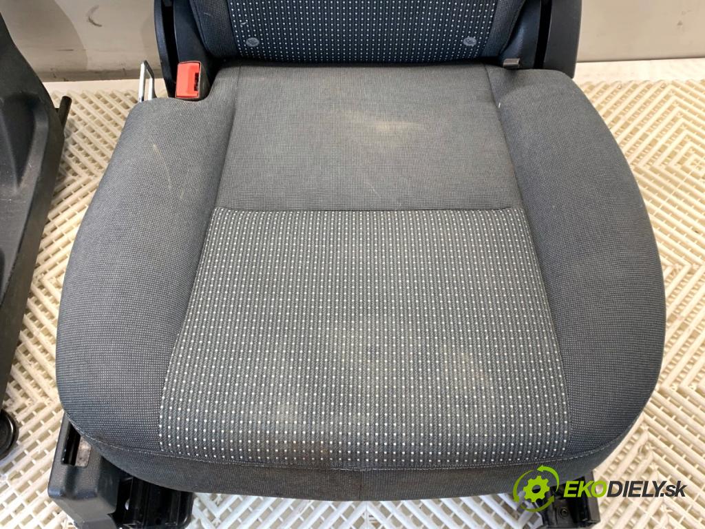 FORD C-MAX II nadwozie wielkoprzestrzenne (MPV) 2011 103 kW 2.0 TDCi 1997 Sedadlo druhý rad