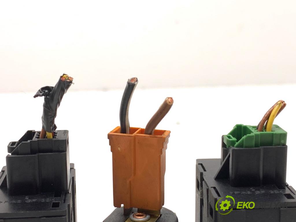 FORD C-MAX II nadwozie wielkoprzestrzenne (MPV) 2011 103 kW 2.0 TDCi 1997 SPÍNAČE: ohřívání sedačky AM5T-19K314-AC