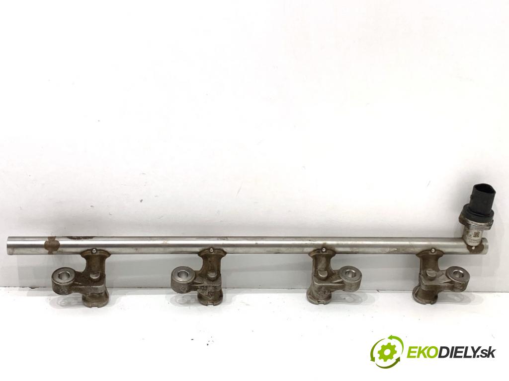 MAZDA CX-9 SUV 2016 184 kW 2.5 T AWD 2488 lišta vstřikovací PY8V13150 (Vstřikovací lišta)