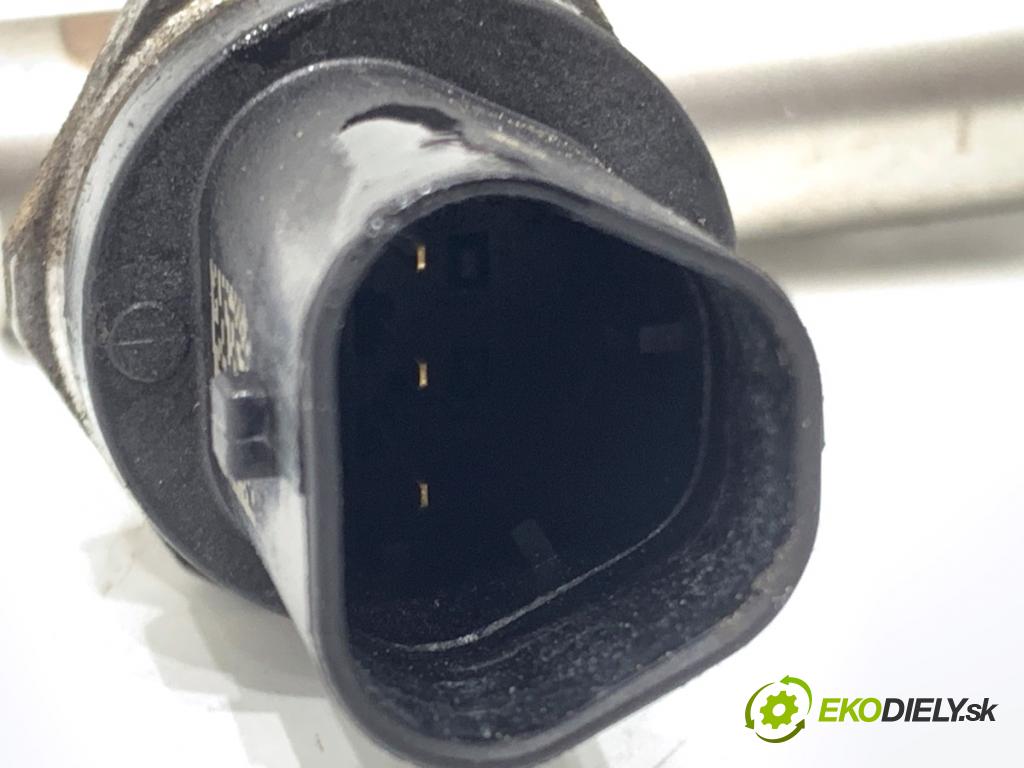 MAZDA CX-9 SUV 2016 184 kW 2.5 T AWD 2488 lišta vstřikovací PY8V13150 (Vstřikovací lišta)