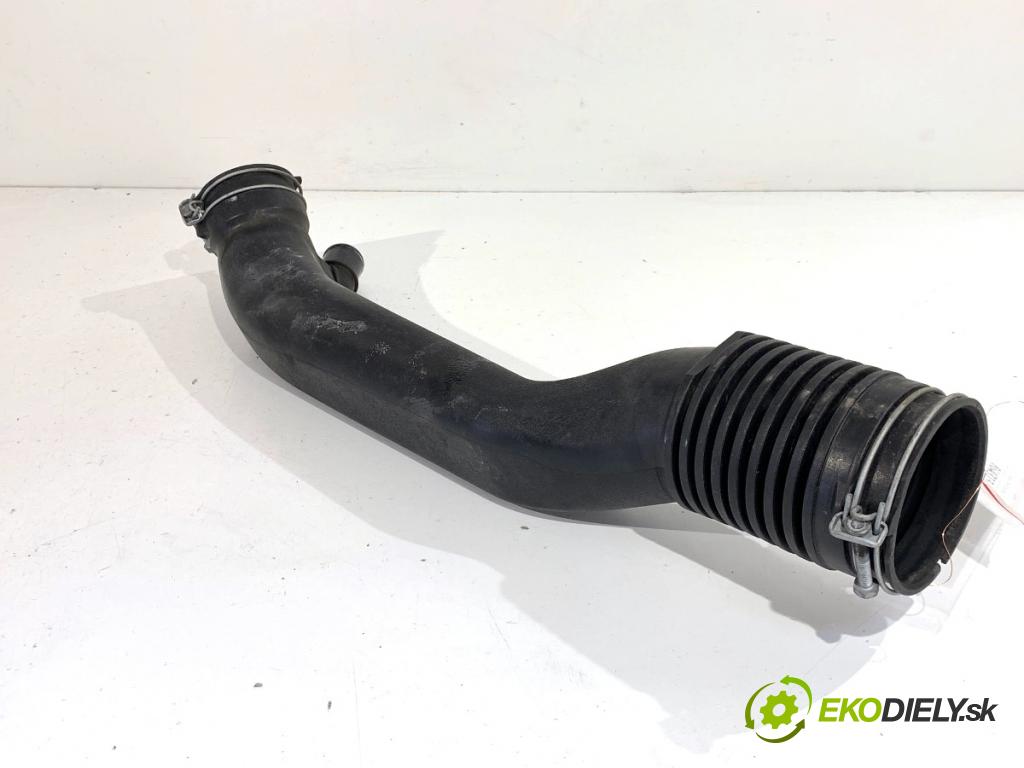 LEXUS IS sedan 2015 180 kW 200t (ASE30) 1998 Rúra vzduchu PRIVOD 17880-36170