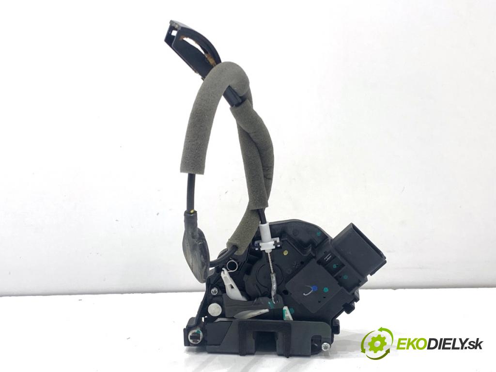 FORD KA+ liftback 2018 63 kW 1.2 1194 zámok Dvere ľavy zad AS6AF26413BM