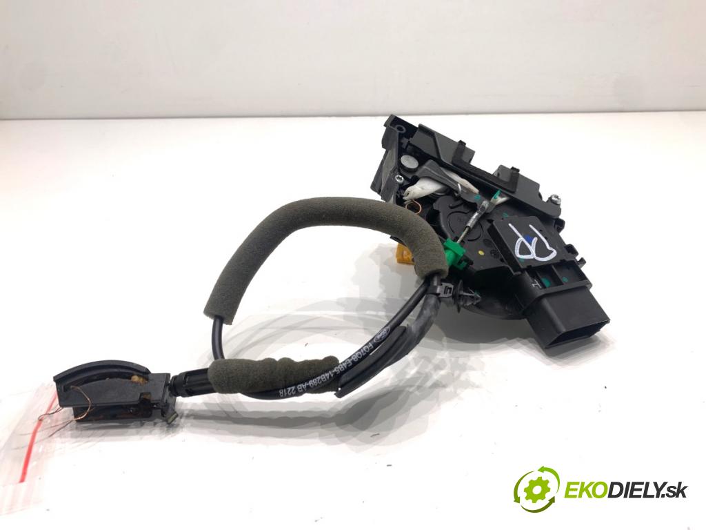 FORD KA+ liftback 2018 63 kW 1.2 1194 zámok dveře pravý přední část