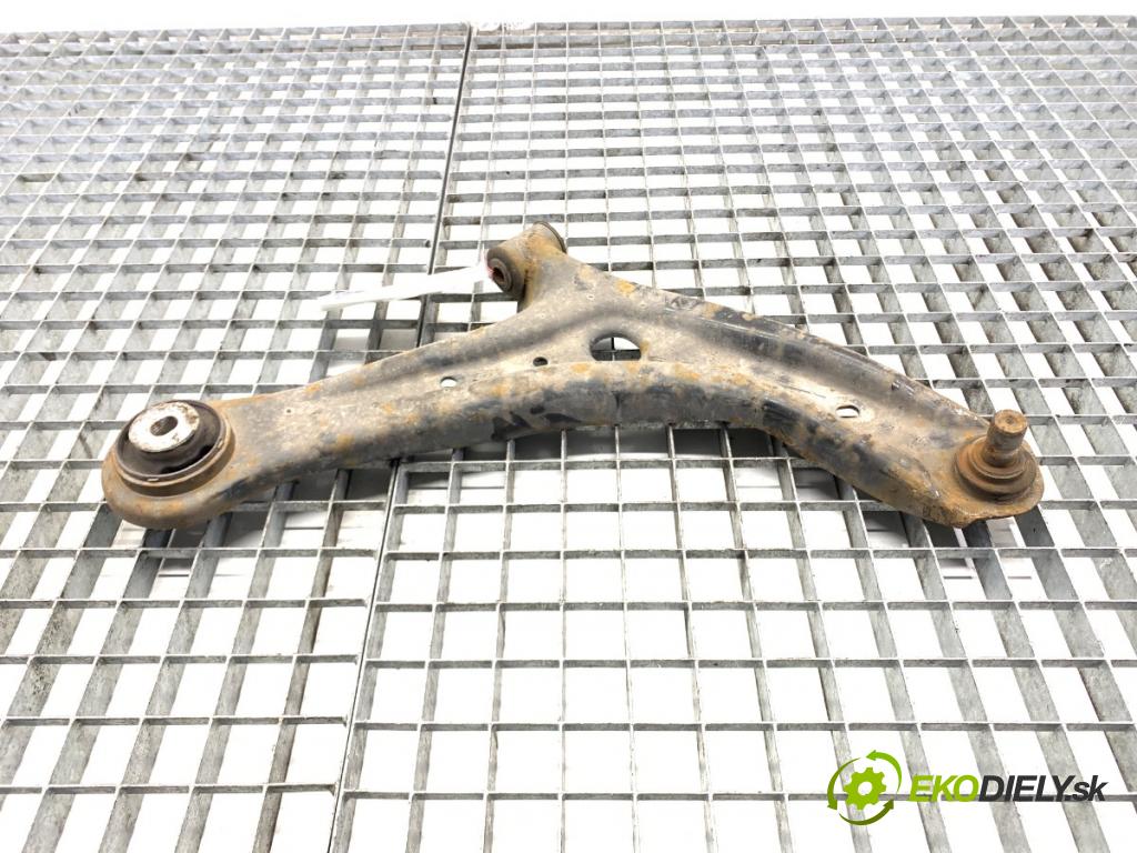 FORD KA+ liftback 2018 63 kW 1.2 1194 rameno pravý přední část 