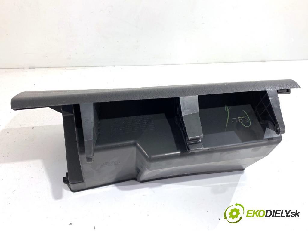 FORD KA+ liftback 2018 63 kW 1.2 1194 Priehradka, kastlík spolujazdca  (Priehradka (kastlík))