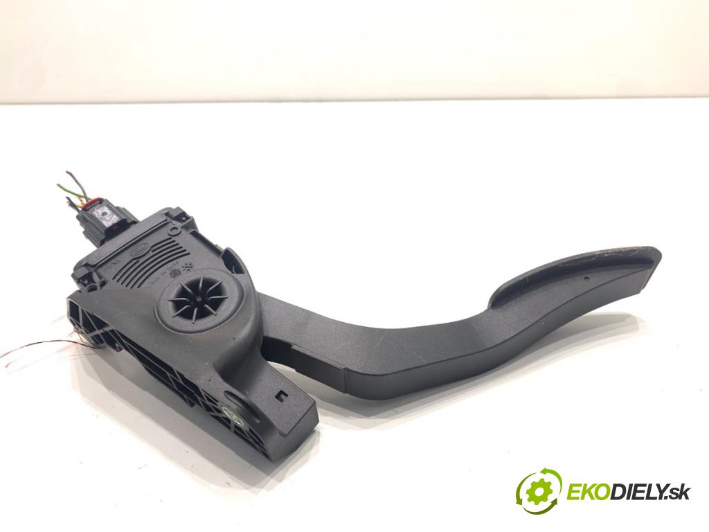 FORD KA+ liftback 2018 63 kW 1.2 1194 potenciometr plynového pedálu E3B1-9F836-A3A (Potenciometr plynového pedálu)