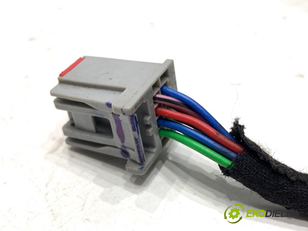 FORD KA+ liftback 2018 63 kW 1.2 1194 Spätné zrkadlo ľavy