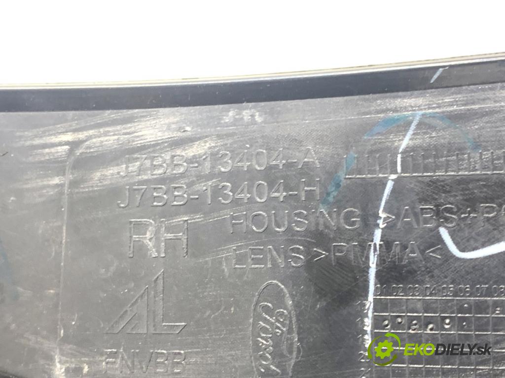 FORD KA+ liftback 2018 63 kW 1.2 1194 Svetlo pravy zad J7BB-13404-HB