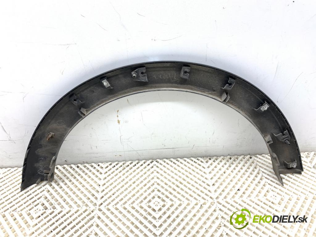 FORD KA+ liftback 2018 63 kW 1.2 1194 Lišta blatníka predný pravá J7BB-16A074-A