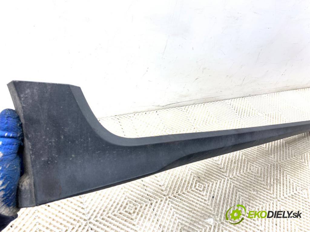 FORD KA+ liftback 2018 63 kW 1.2 1194 Lišta prahová pravy J7BB-A10154-A