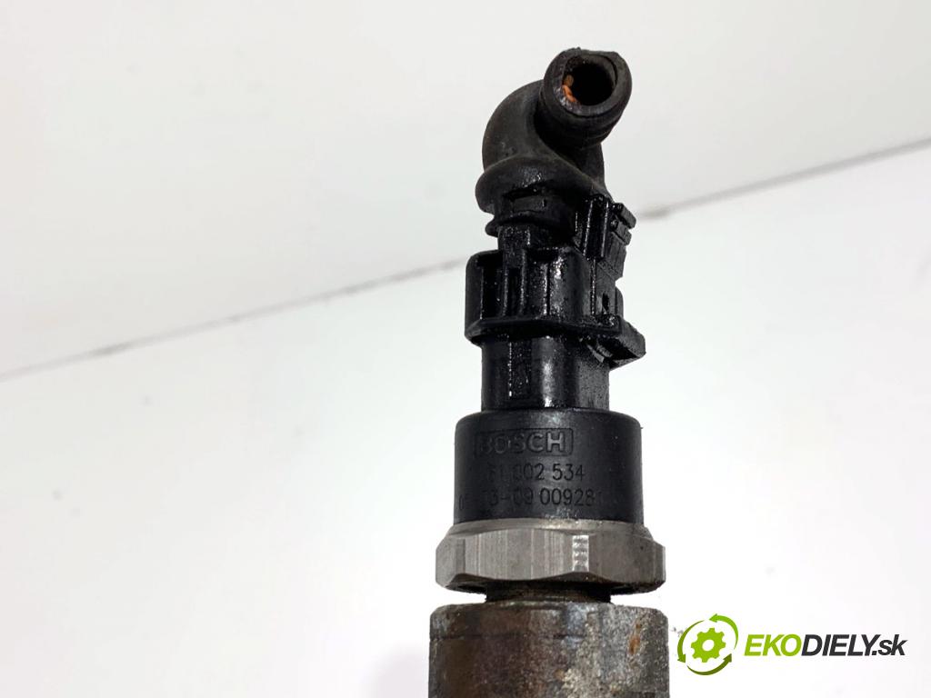 IVECO DAILY III Autobus 2005 85 kW 35 S 12, 35 C 12, 40 C 12 2287 Lišta vstrekovacia 0445214100 (Vstrekovacia lišta)