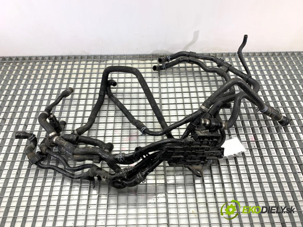 AUDI Q4 SUV 2023 150 kW 40 e-tron  Rozdeľovač vody 1EA122050BH