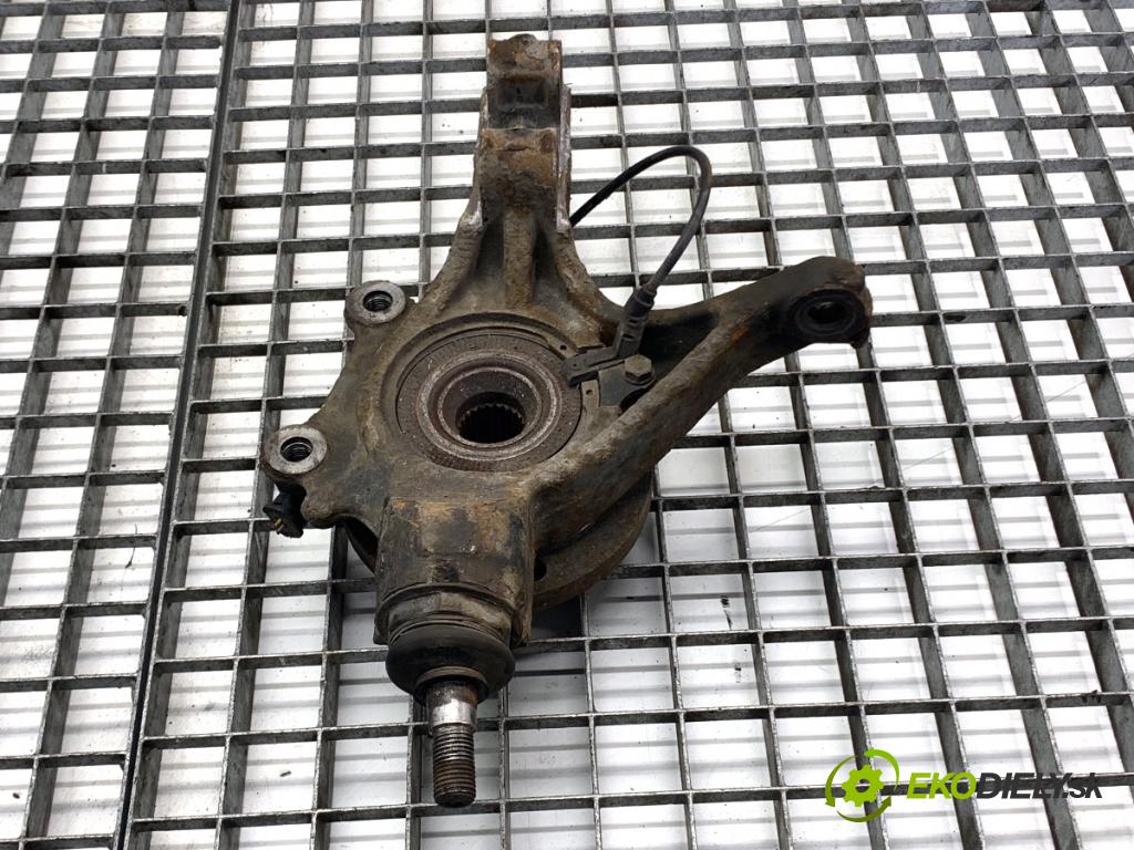 CITROEN DS4 liftback 2011 120 kW 2.0 HDi 165 1997 náboj pravý přední část