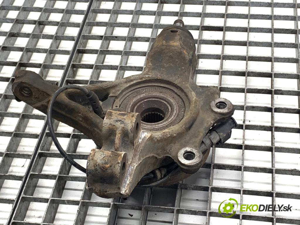 CITROEN DS4 liftback 2011 120 kW 2.0 HDi 165 1997 náboj pravý přední část