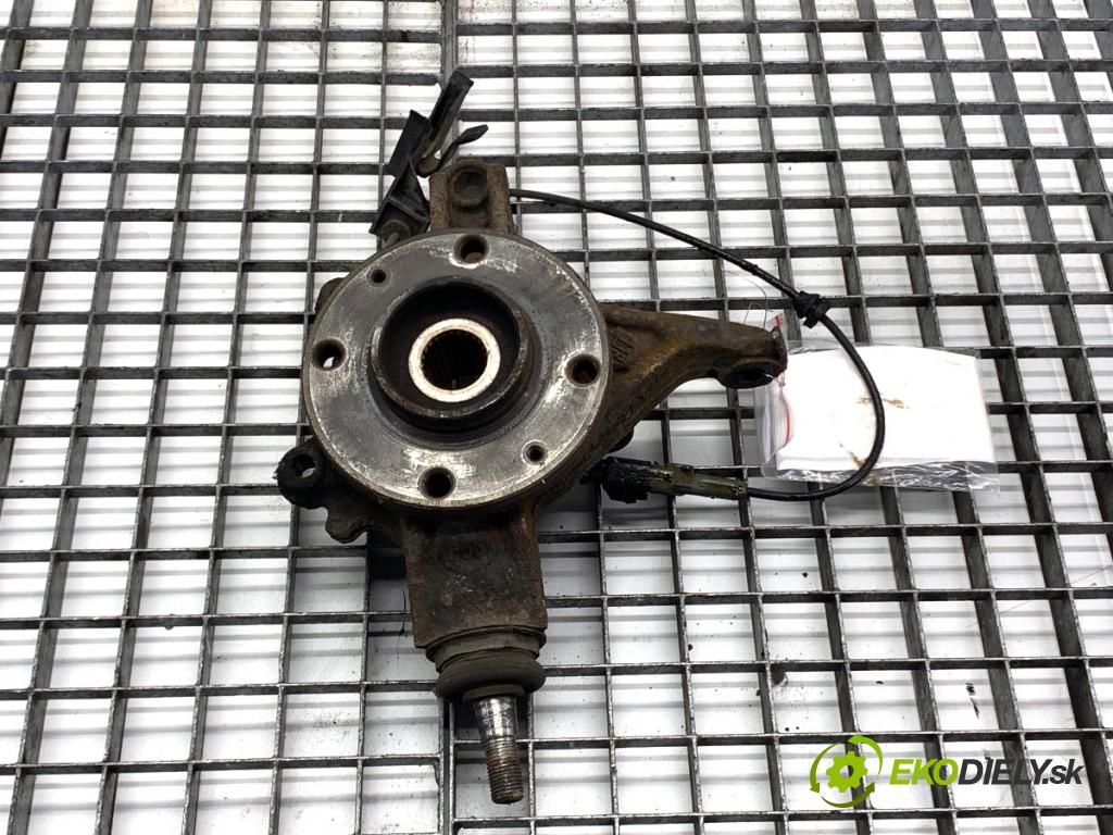 CITROEN DS4 liftback 2011 120 kW 2.0 HDi 165 1997 náboj levý přední část 