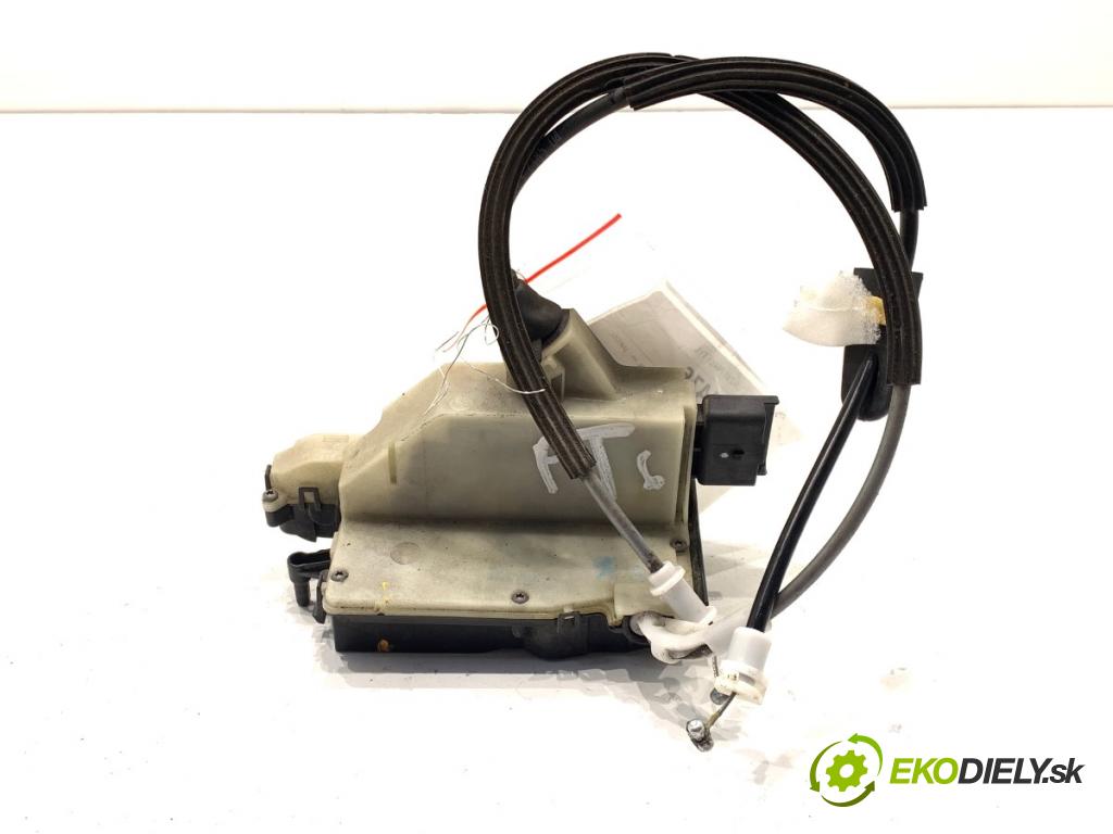 CITROEN DS4 liftback 2011 120 kW 2.0 HDi 165 1997 zámok Dvere pravy zad 