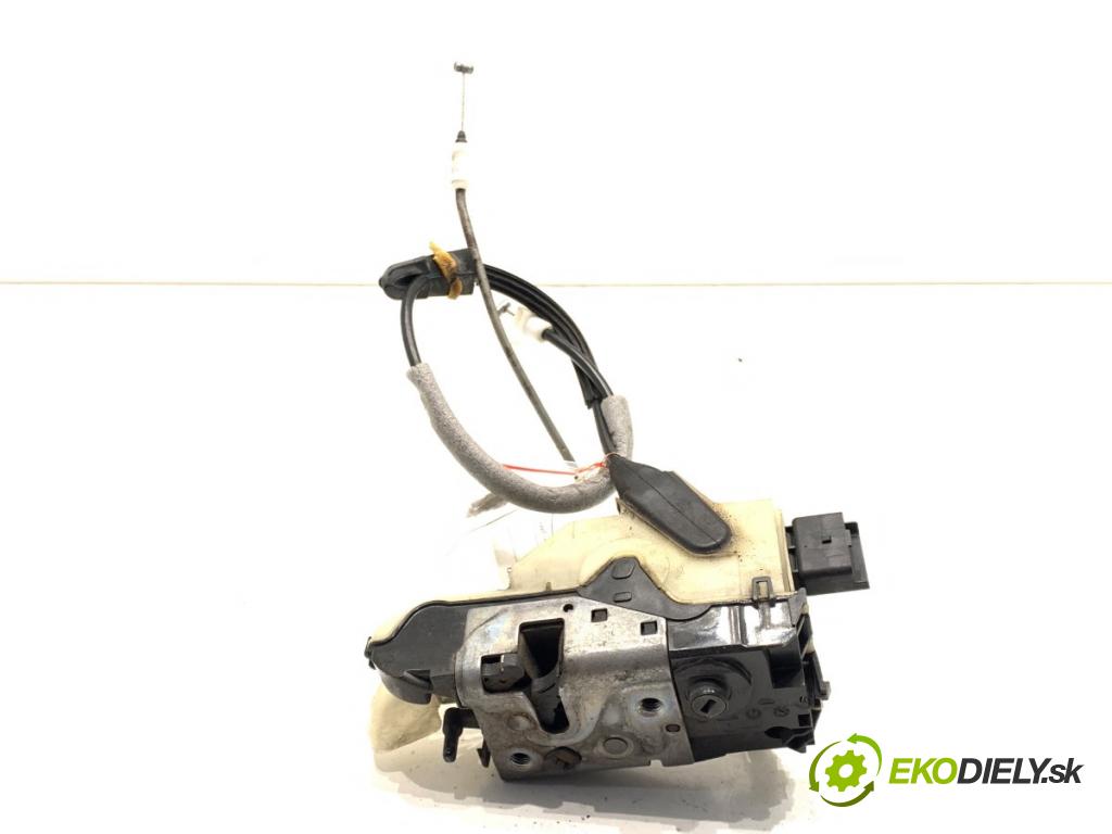 CITROEN DS4 liftback 2011 120 kW 2.0 HDi 165 1997 zámok Dvere ľavy predný 45017185