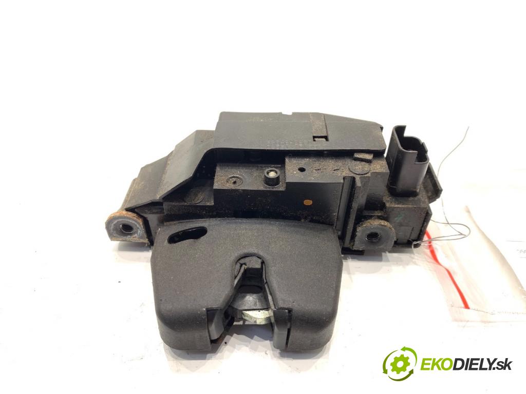 CITROEN DS4 liftback 2011 120 kW 2.0 HDi 165 1997 zámok dverí zad 9684648680