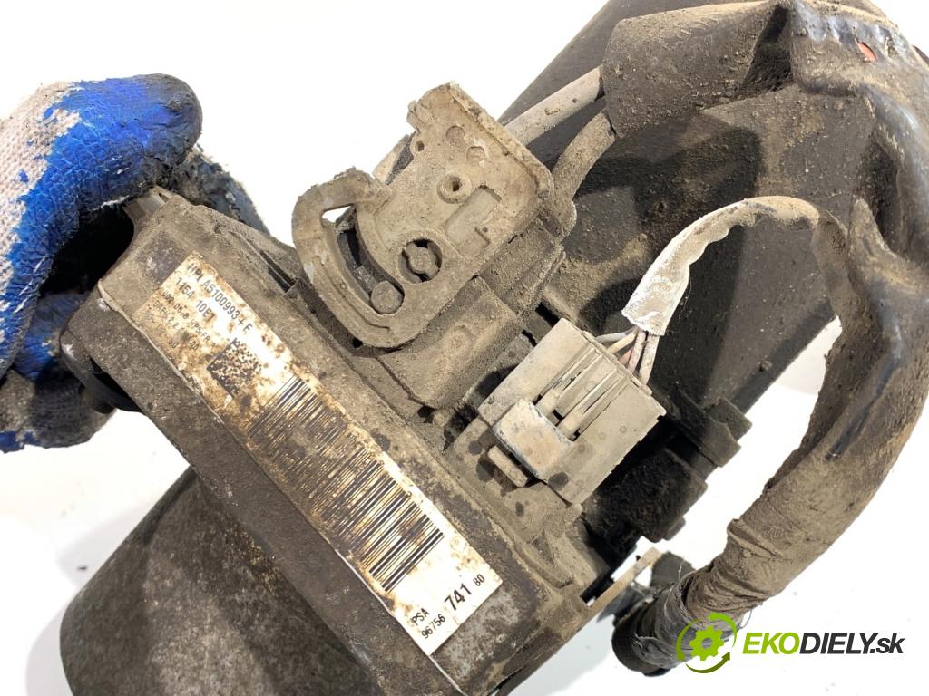 CITROEN DS4 liftback 2011 120 kW 2.0 HDi 165 1997 pumpa servočerpadlo 9675674180 (Servočerpadlo)