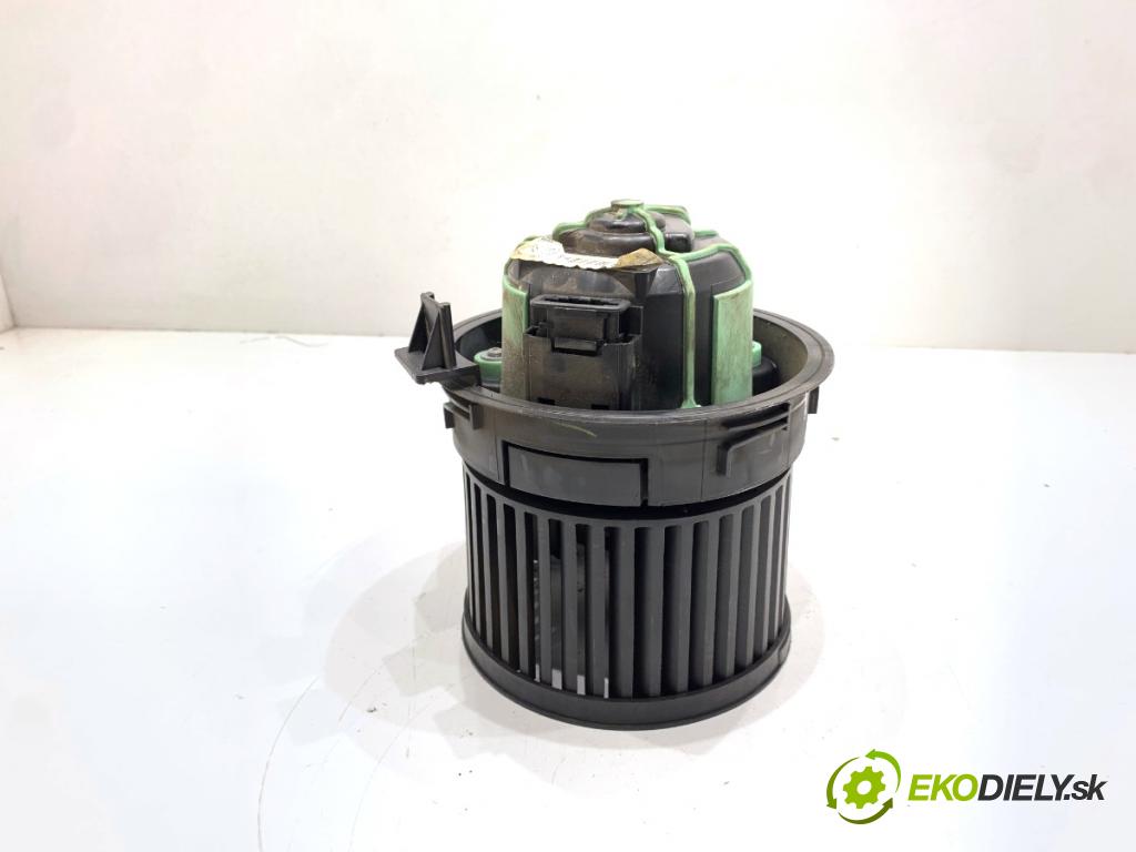 CITROEN DS4 liftback 2011 120 kW 2.0 HDi 165 1997 ventilátor kúrenia T1011131B