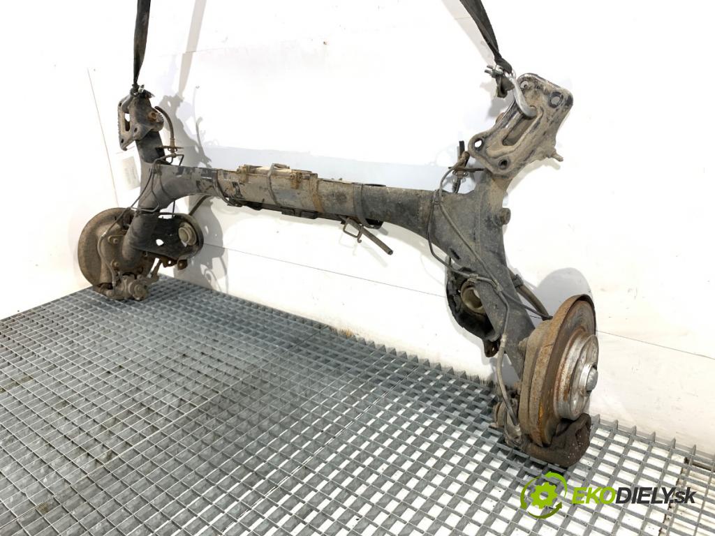 CITROEN DS4 liftback 2011 120 kW 2.0 HDi 165 1997 Výstuha zad