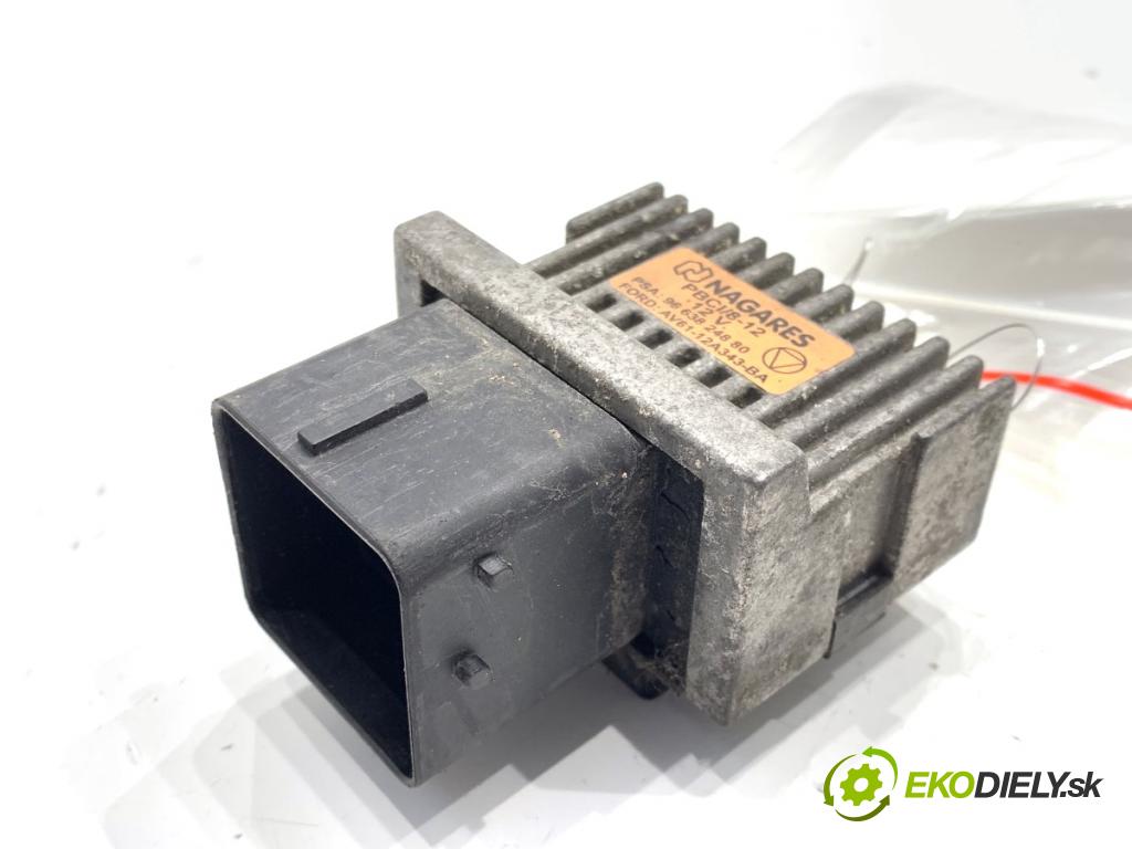 CITROEN DS4 liftback 2011 120 kW 2.0 HDi 165 1997 relé sviečok žhavenia 9663824880 (Relé)