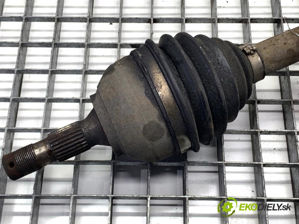 CITROEN DS4 liftback 2011 120 kW 2.0 HDi 165 1997 poloos pravý přední část