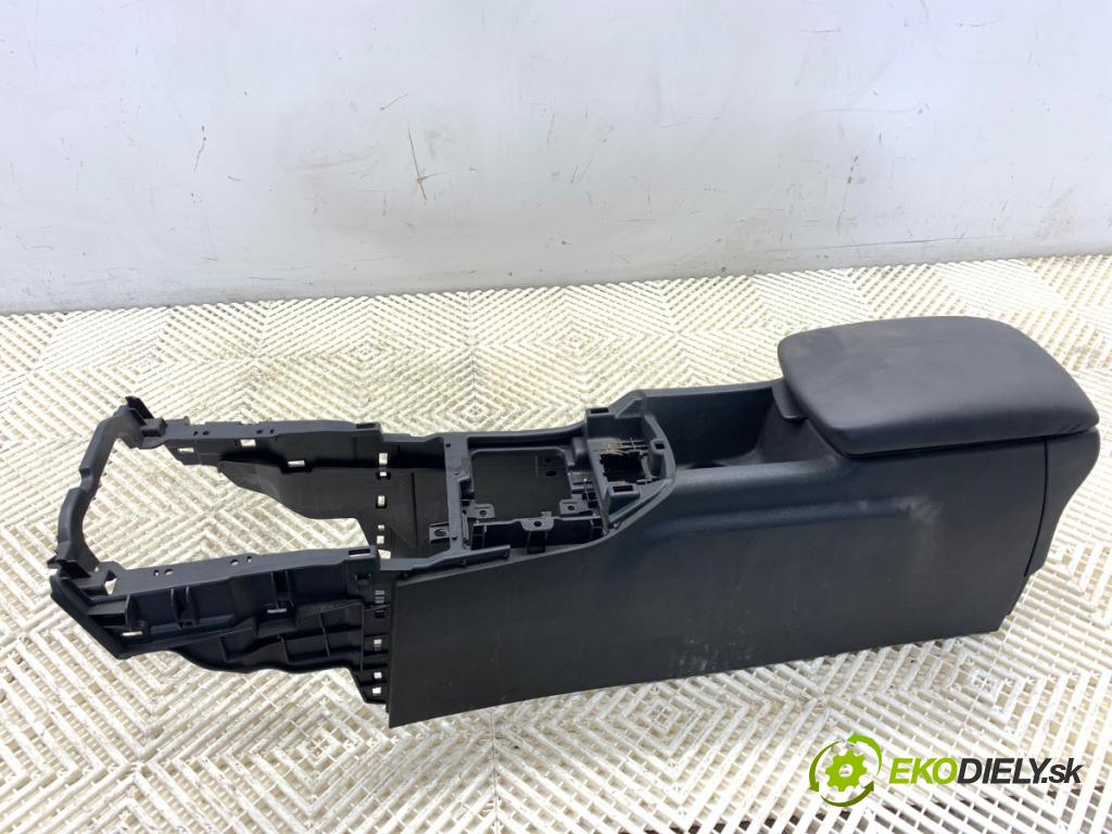 CITROEN DS4 liftback 2011 120 kW 2.0 HDi 165 1997 loketní opěrka 9672174077 (Loketní opěrka)