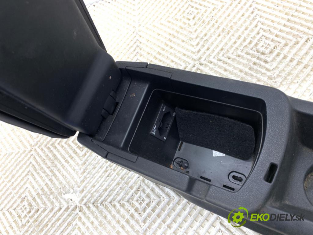 CITROEN DS4 liftback 2011 120 kW 2.0 HDi 165 1997 Lakťová opierka 9672174077 (Lakťová opierka)