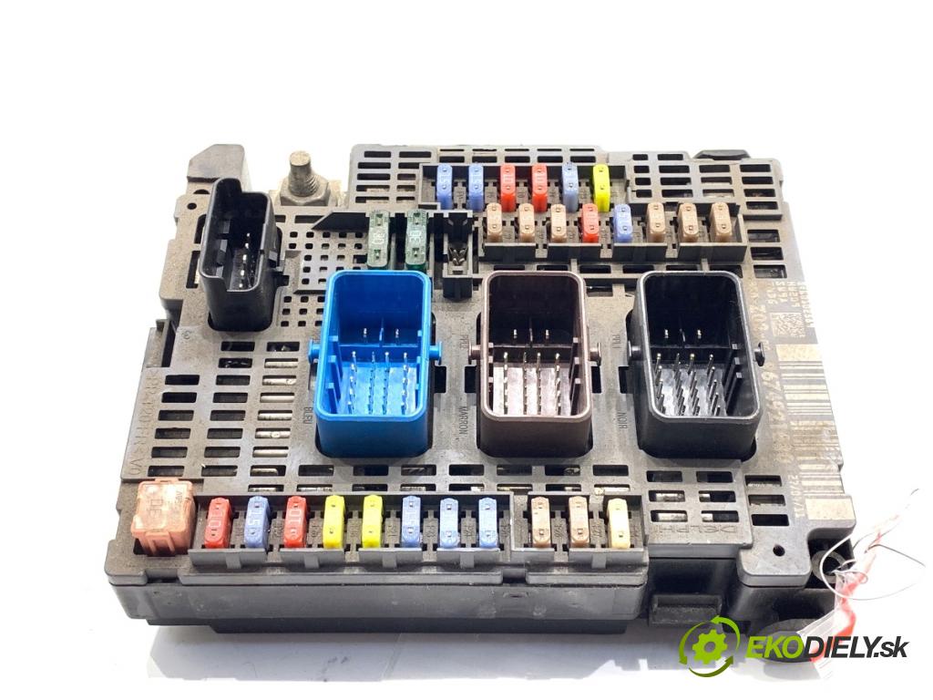 CITROEN DS4 liftback 2011 120 kW 2.0 HDi 165 1997 Modul BSM 9674921680 (Riadiaca jednotka ostatné)