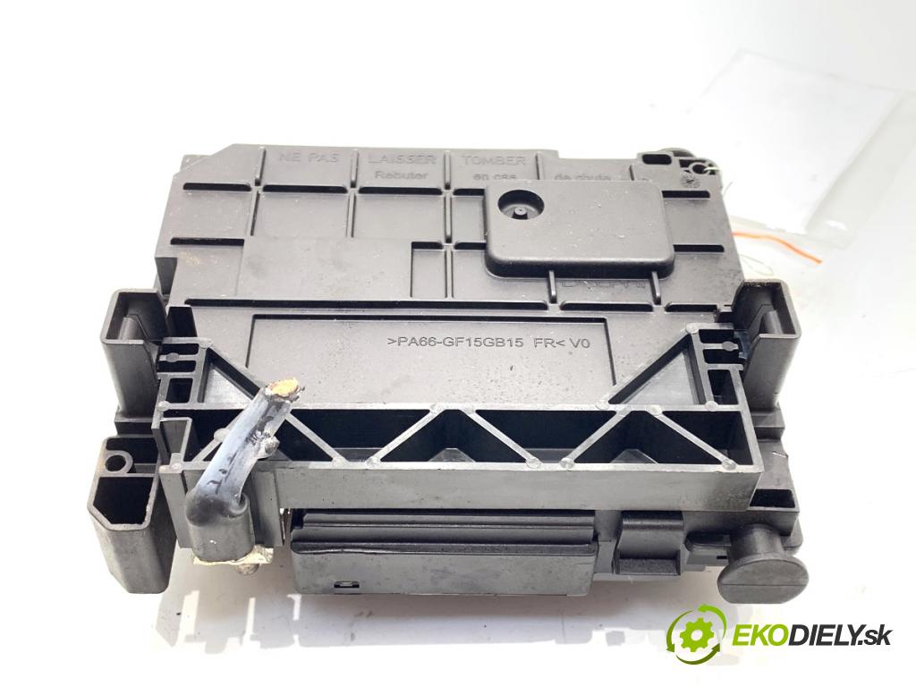 CITROEN DS4 liftback 2011 120 kW 2.0 HDi 165 1997 modul BSM 9674921680 (Řídící jednotka ostatní)