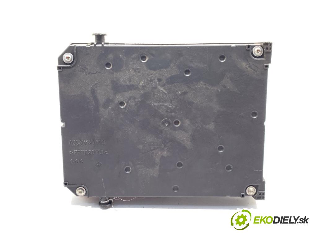 CITROEN DS4 liftback 2011 120 kW 2.0 HDi 165 1997 modul BSI 9665547480 (Pojistková skříňka)