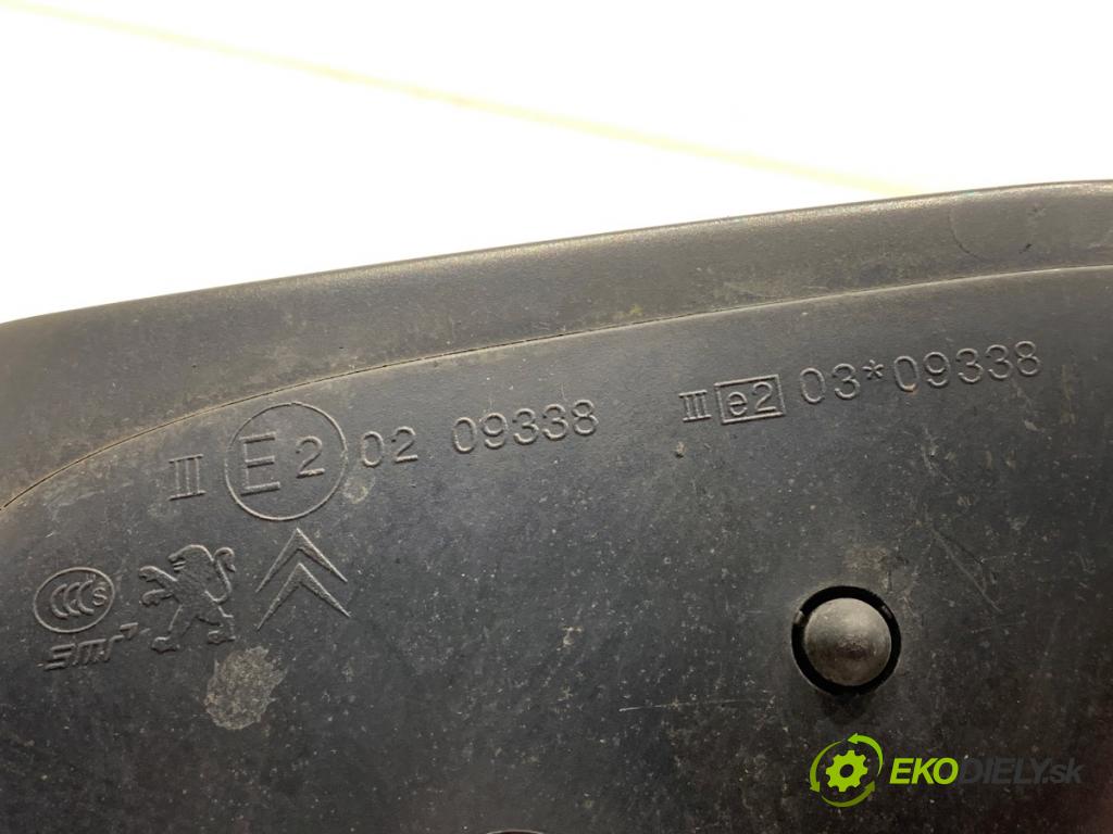 CITROEN DS4 liftback 2011 120 kW 2.0 HDi 165 1997 Spätné zrkadlo pravy