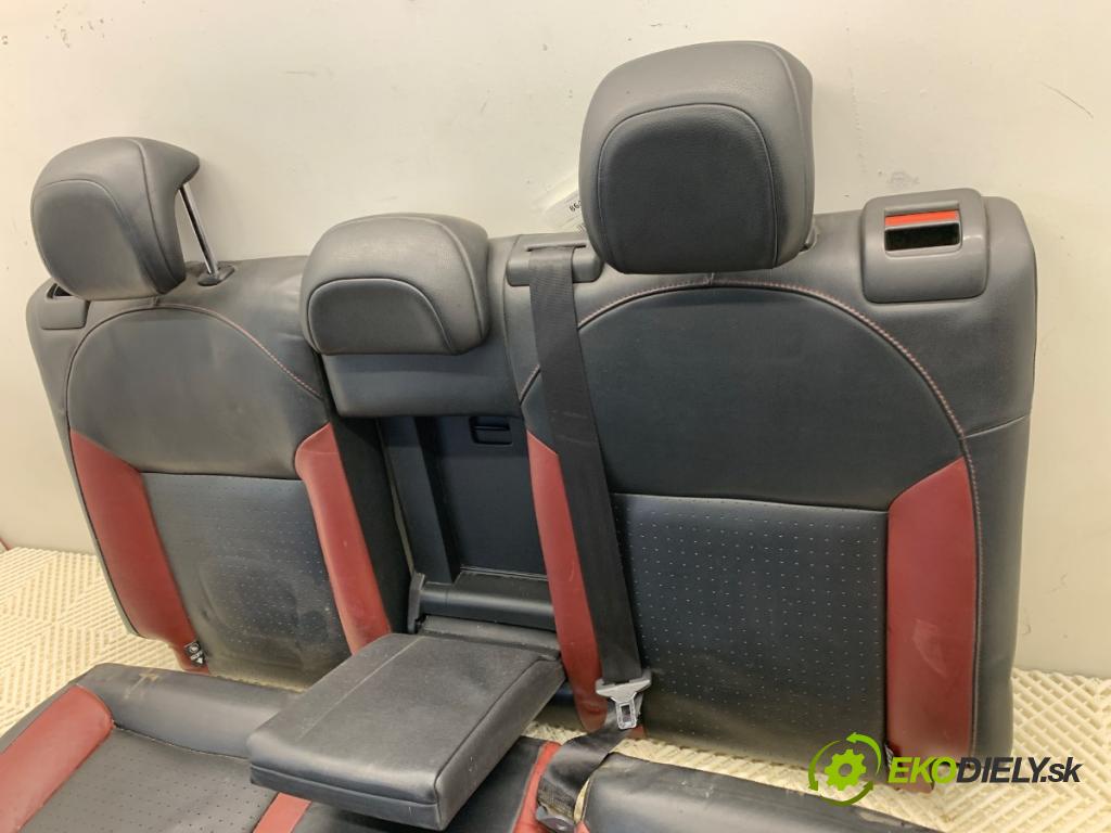 CITROEN DS4 liftback 2011 120 kW 2.0 HDi 165 1997 sedadlo druhý VLÁDA: