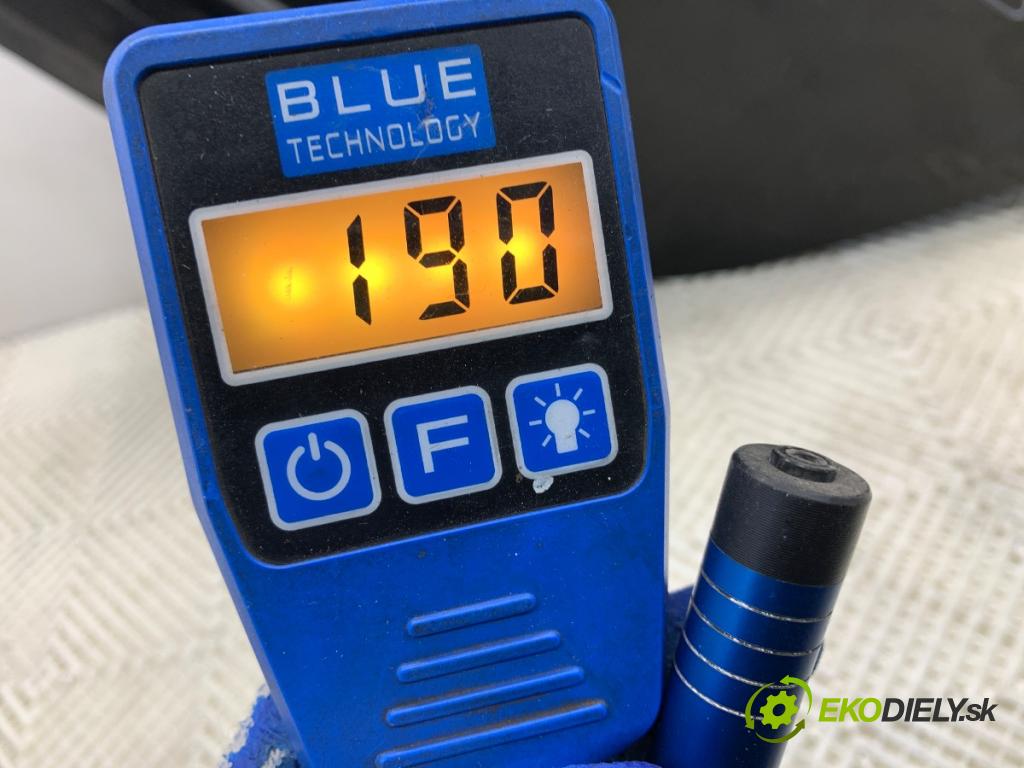 CITROEN DS4 liftback 2011 120 kW 2.0 HDi 165 1997 dveře levý zadní část