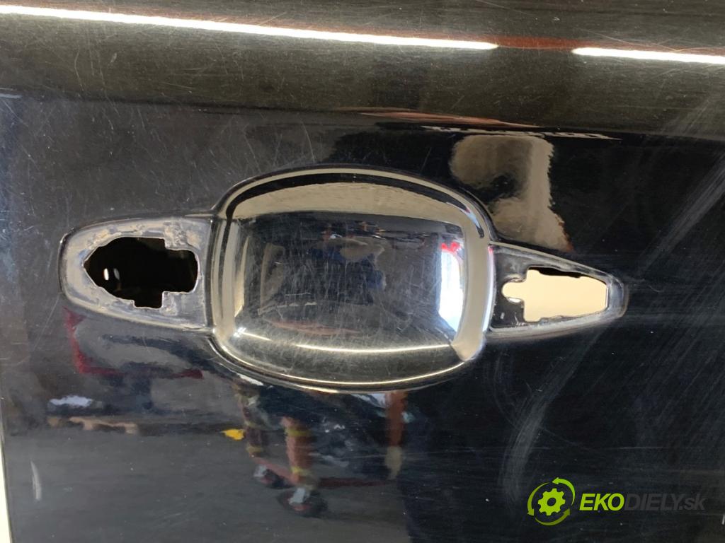 CITROEN DS4 liftback 2011 120 kW 2.0 HDi 165 1997 dveře pravý přední část