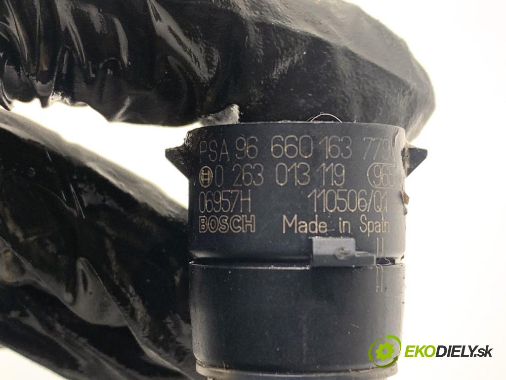 CITROEN DS4 liftback 2011 120 kW 2.0 HDi 165 1997 snímač PDC 96660163779V