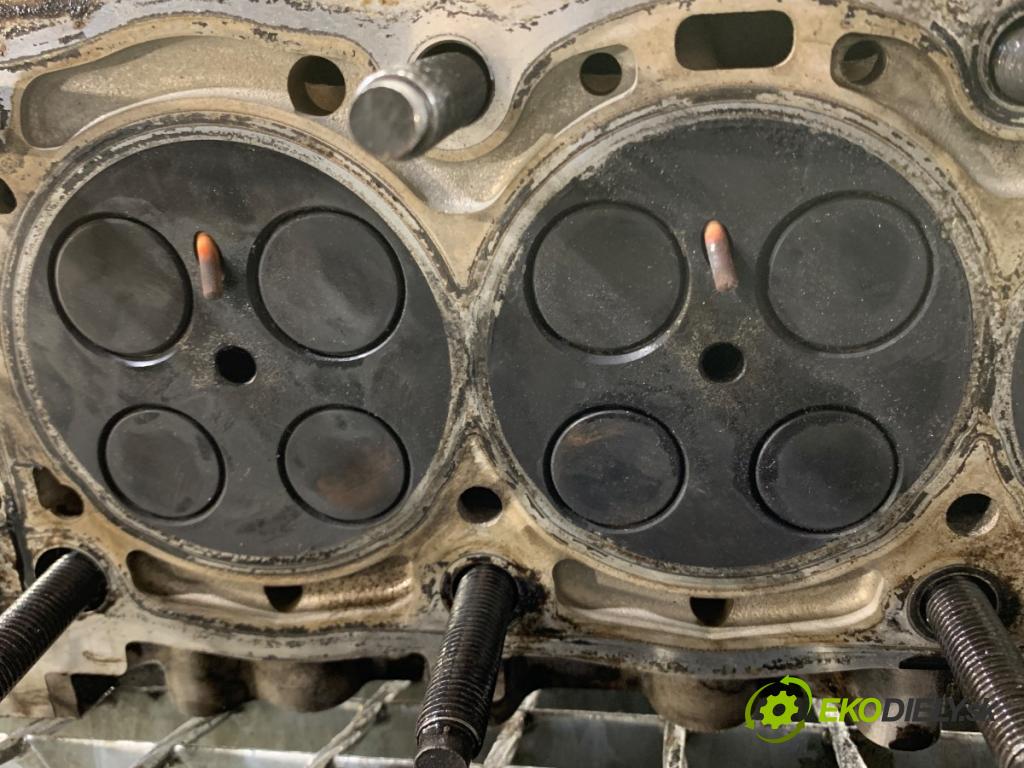 CITROEN DS4 liftback 2011 120 kW 2.0 HDi 165 1997 hlava válců 9688418110 (Hlava válců)