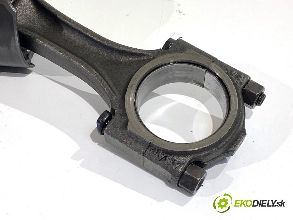 CITROEN DS4 liftback 2011 120 kW 2.0 HDi 165 1997 PIEST: ojnica RHH (Piest)