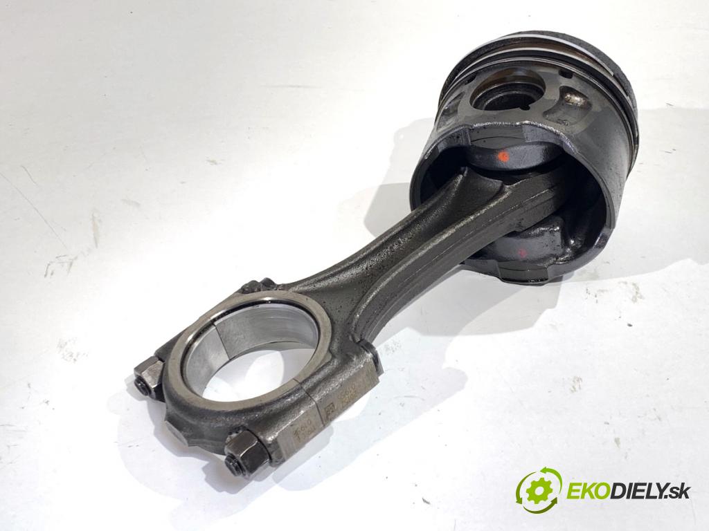 CITROEN DS4 liftback 2011 120 kW 2.0 HDi 165 1997 PIEST: ojnica RHH (Piest)