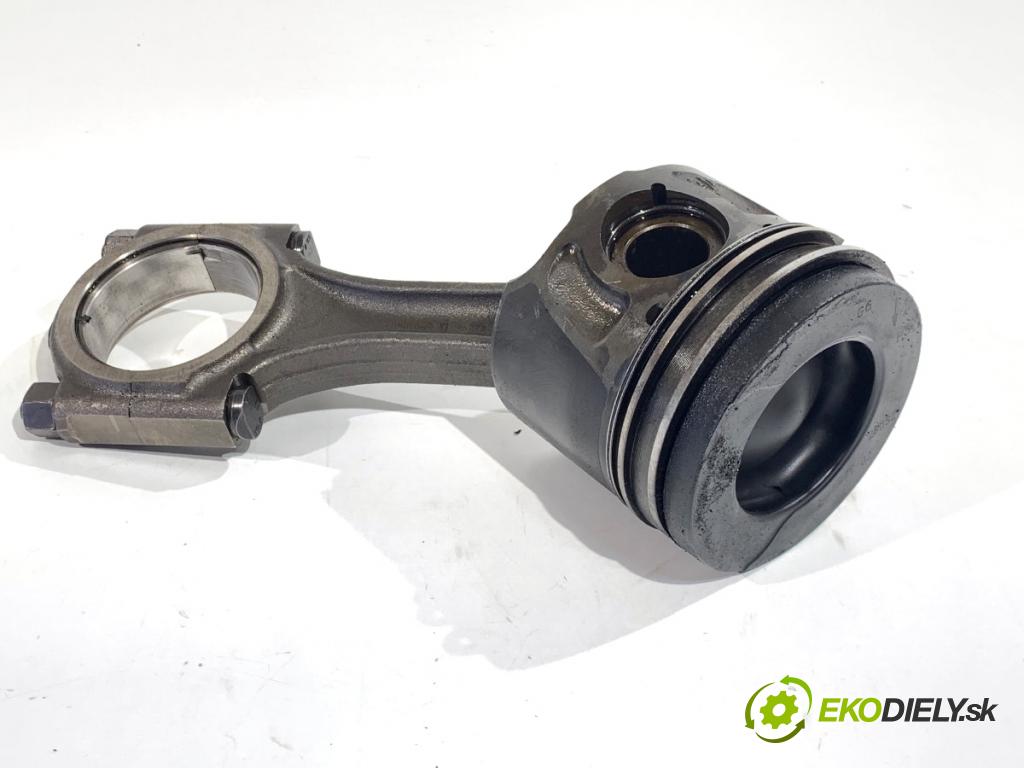 CITROEN DS4 liftback 2011 120 kW 2.0 HDi 165 1997 PÍST: ojnice RHH (Píst)