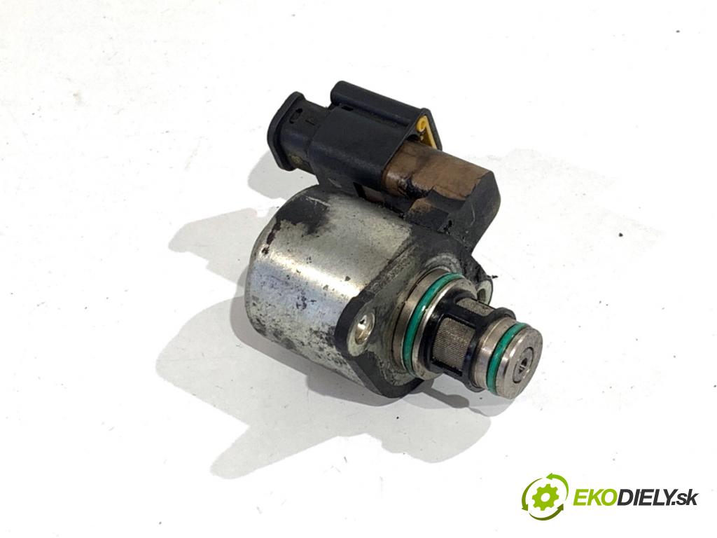 CITROEN DS4 liftback 2011 120 kW 2.0 HDi 165 1997 Regulátor tlaku paliva 28233373 (Palivový systém ostatné)